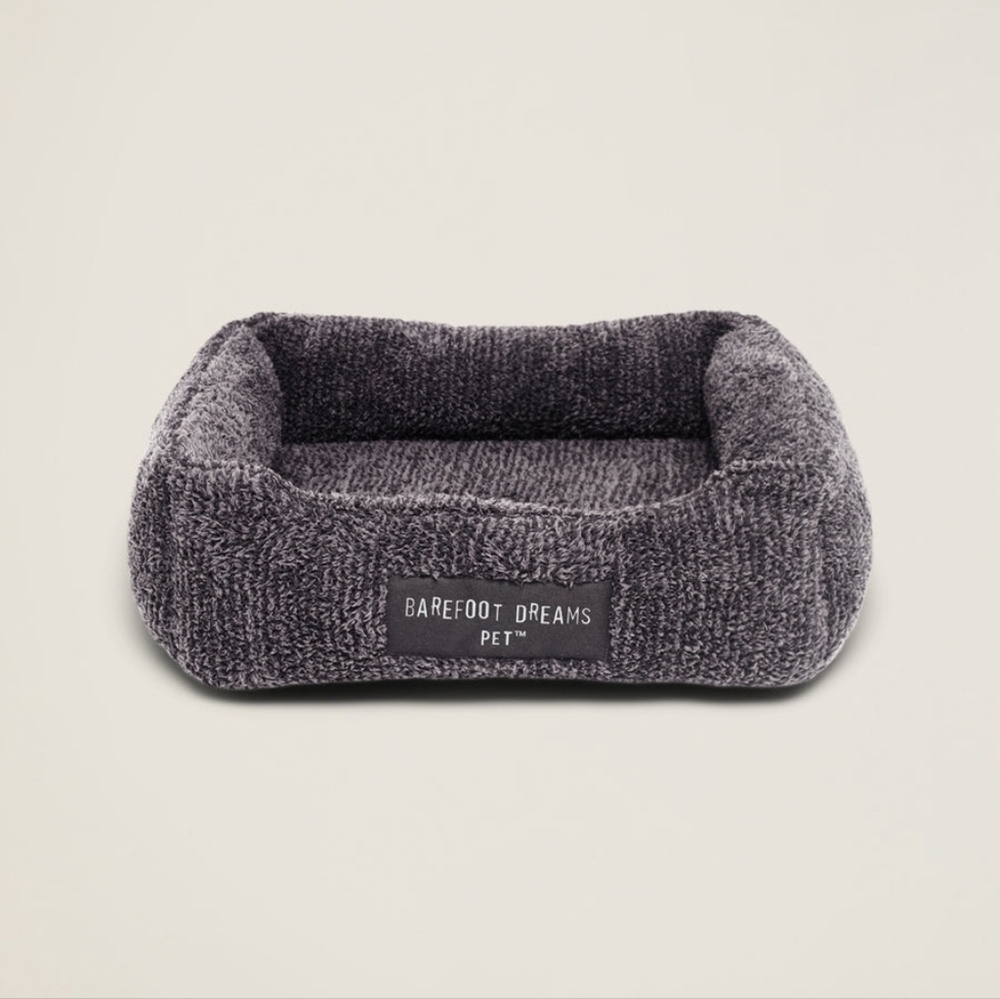 NWOT Barefoot Dreams CozyChic Pet Bed - Small (17"x21") - Carbon/Black